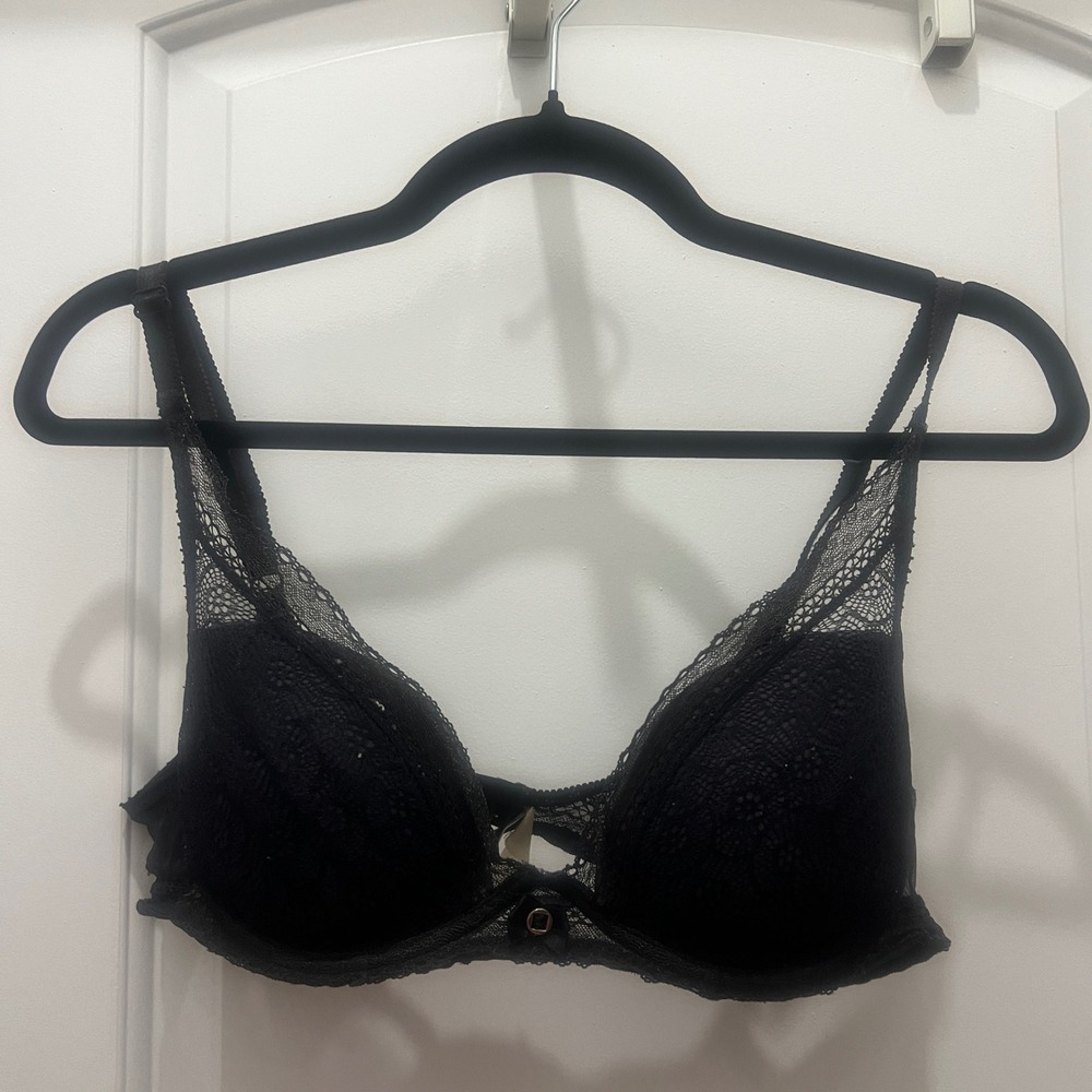Chantelle Black Floral‎ Lace Underwire Bra Mesh Straps Center Bow Detail Womens